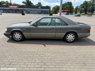 Mercedes-Benz W124 (1984-1993)