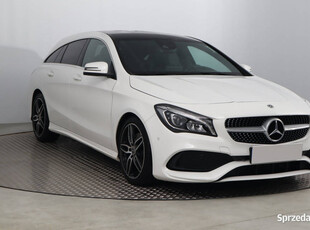 Mercedes CLA 220 4MATIC