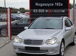 Mercedes Klasa C W203 Sedan W203 3.0 V6 (C 320 CDI) 224KM 2005