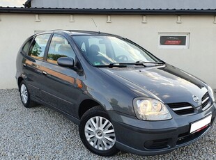 Nissan Almera Tino 2003