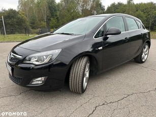 Opel Astra 1.4 Turbo Cosmo