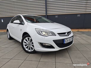 Opel Astra 1.7cdti,bi xenon,Grzana kierownica,siedzenia