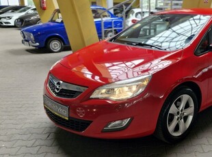 Opel Astra J Hatchback 5d 1.4 Turbo ECOTEC 140KM 2010