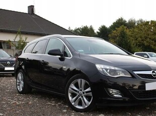 Opel Astra J Sports Tourer 2.0 CDTI ECOTEC 160KM 2011