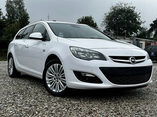 Opel Astra J Sports Tourer Facelifting 1.4 Turbo ECOTEC 120KM 2015