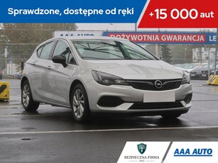 Opel Astra K Hatchback Facelifting 1.2 Turbo 130KM 2021