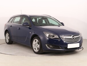 Opel Insignia , Salon Polska, Klimatronic, Tempomat, Parktronic