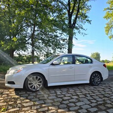 Subaru Legacy V 2011