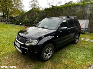 Suzuki Grand Vitara 2.0 De luxe