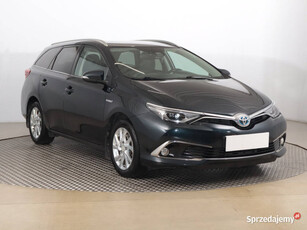 Toyota Auris Hybrid