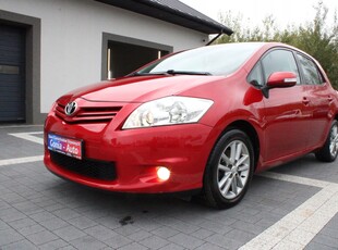 Toyota Auris I 2011