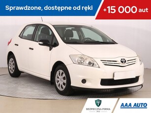 Toyota Auris II Hatchback 5d Dual VVT-i 100 99KM 2013