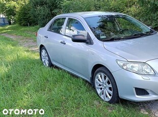 Toyota Corolla 1.6 VVT-i Luna