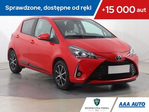 Toyota Yaris III Hatchback 5d Facelifting 2017 1.5 Dual VVT-iE 111KM 2018