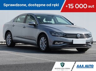 Volkswagen Passat B8 Limousine Facelifting 2.0 TDI SCR 150KM 2020