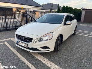 Volvo V60 D3 R-Design