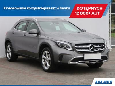 Mercedes GLA I Off-Roader Facelifting 1.6 200 156KM 2018