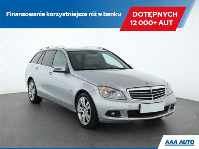 Mercedes Klasa C W204 Kombi T204 2.2 200 CDI BlueEFFICIENCY 136KM 2009