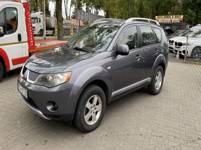 Mitshubishi Outlander 2.0 4DID 140KM 4x4 2009 rok 1 właść Zadbany