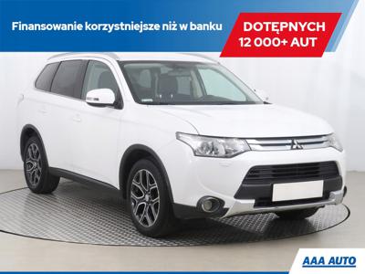 Mitsubishi Outlander III SUV Facelifting 2015 2.0 MIVEC 150KM 2015