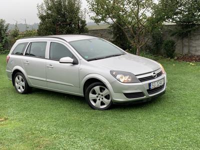 Opel Astra 1.6 benzyna mały przebieg 96 tys km .Ładna