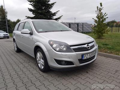 OPEL ASTRA BEZWYPADKOWY POLSKI SALON