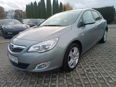 Opel Astra J Hatchback 5d 1.4 Twinport ECOTEC 100KM 2011