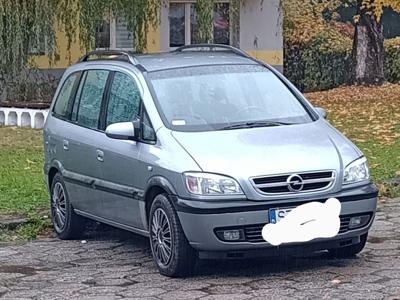 Opel Zafira. 7 osobowa