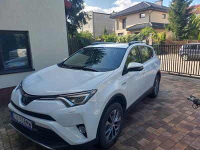 Piękna Toyota RAV-4 Hybrid 2.5