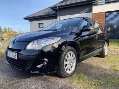 Renault Megane III Hatchback 1.6 16v 110KM 2011