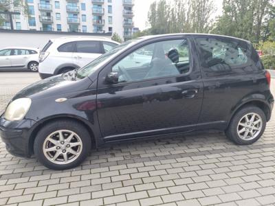 Sprzedam Toyota Yaris 2004