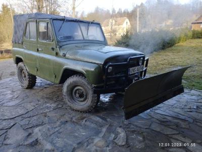 UAZ 469 (nowa wyciągarka i pług do śniegu)