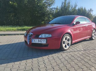 Alfa Romeo GT 1.9 JTD Czerwona