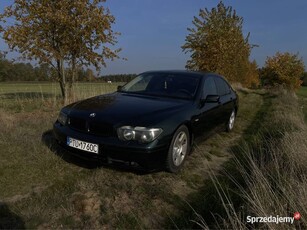 BMW 745 E65