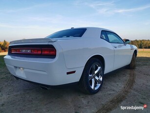 Dodge Challenger 5.7 hemi