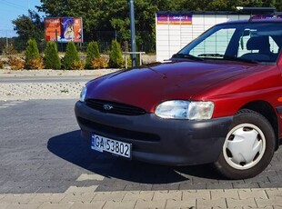 Ford Escort 1997 1,3 benzyna 57 przebiegu