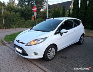 Ford Fiesta 1.2 benzyna 2011 rok