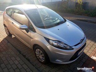 Ford Fiesta 1,2 benzyna klima 2011