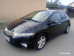 Honda Civic UFO,2.2 ctdi 6 skrzynia,zadbana,bez rdzy,2007r