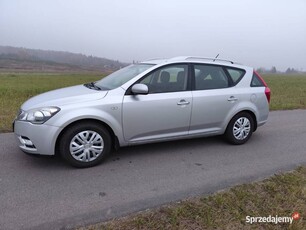 Kia cee'd SW 1,6 crdi 2010r