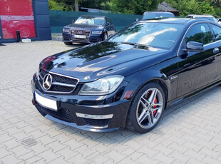 Mercedes C 63 AMG C63 amg W204 (2007-2014)