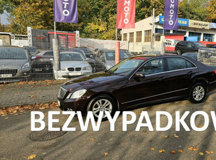 Mercedes E 220 1-Właściciel/Bezwypadek/Serwis/Klima/Zadbany/Noweopony/Stan…