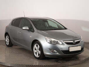 Opel Astra 2013 1.6 16V 134688km Hatchback