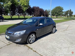 Opel astra j 1.4 turbo grzane fotele, kierownica, tempomat