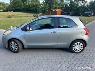 Toyota yaris II wersja sol