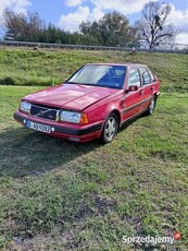 Volvo 440 1.7 benzyna. 1992 rok