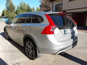 Volvo V60 Cross Country 2018 T5 2.0 75168km Kombi