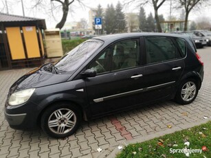 wygodny EKONOMICZNY SCENIC rok 2005. poj 1.6benz. DŁUGO OPŁATY 10.2025r