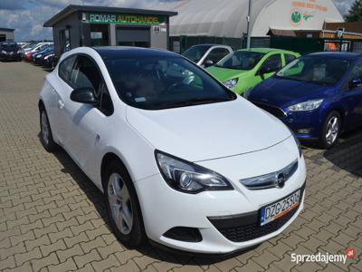 Opel Astra GTC (66)