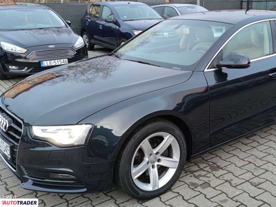 Audi A5 1.8 benzyna 177 KM 2016r. (łęczna)